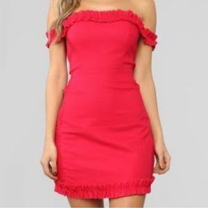 ❤️4 for $28 NEVER WORN FASHION NOVA OFF THE SHOULDER DRESS